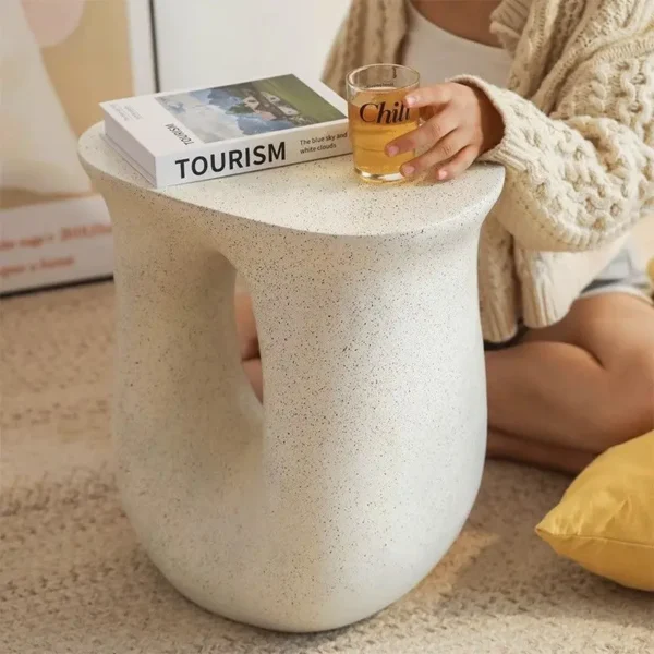 Bàn trà Giường gió màu kem sáng tạo cạnh nhỏ vài phòng ngủ sofa phòng khách bàn cà phê