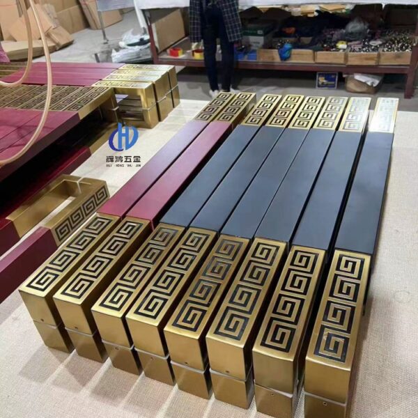 Tay nắm cửa kính kiểu Trung Quốc mới phong cách cổ khách sạn gỗ chắc chắn Tay nắm cửa đôi bằng thép không gỉ đơn giản Tay vịn chữ