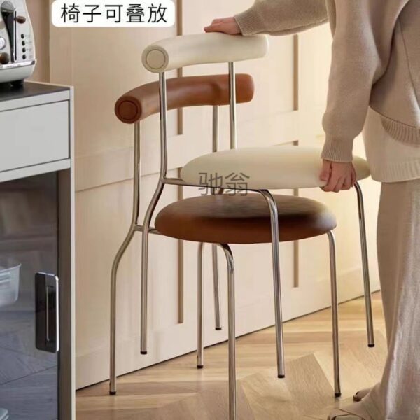 Ghế ăn nhẹ sang trọng, ghế tựa lưng phong cách giữa thế kỷ, quán trà sữa hiện đại đơn giản tại nhà ghế nổi tiếng internet, trứng cuộn kiểu kem