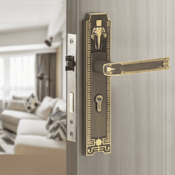 Khóa cửa phòng cổ điển bằng đồng hoa văn đầu voi -33C cao cấp chống trộm mật mã