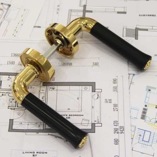 Khoá cửa đồng phong cách Bắc Âu cao cấp chống trộm an toàn cho cửa gỗ kiểu Âu