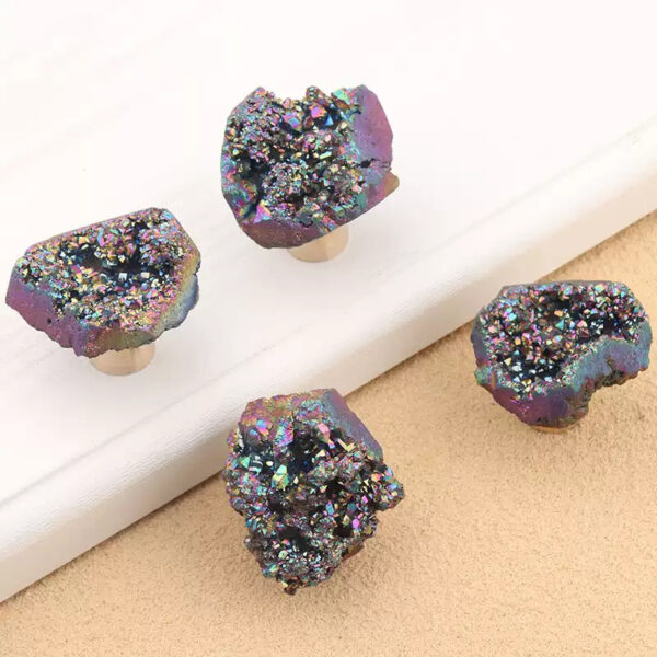 Núm tủ đồng phối đá tự nhiên màu Violet, nội thất cao cấp