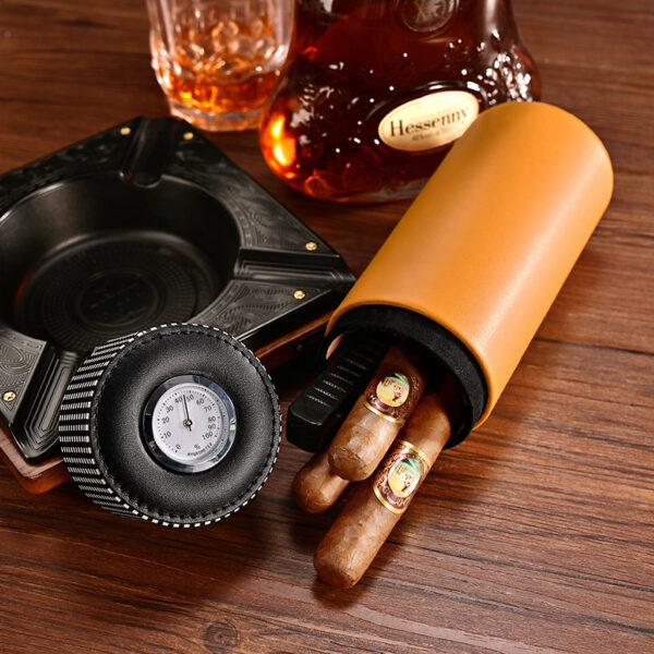 Ống giữ ẩm cigar da bò lót gỗ tuyết tùng – phụ kiện thông minh cho nhà bạn